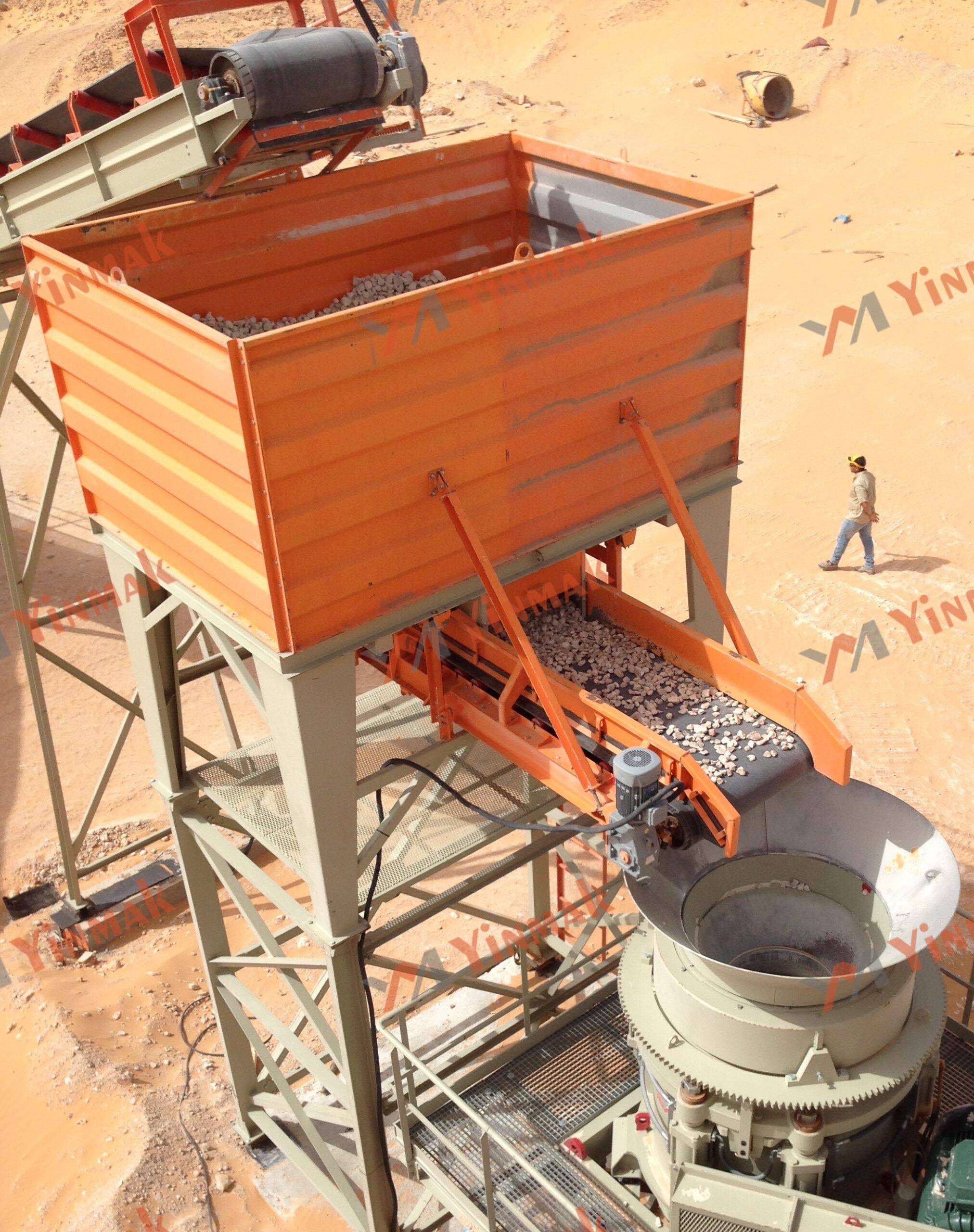 Bantlı Bunker Besleyiciler